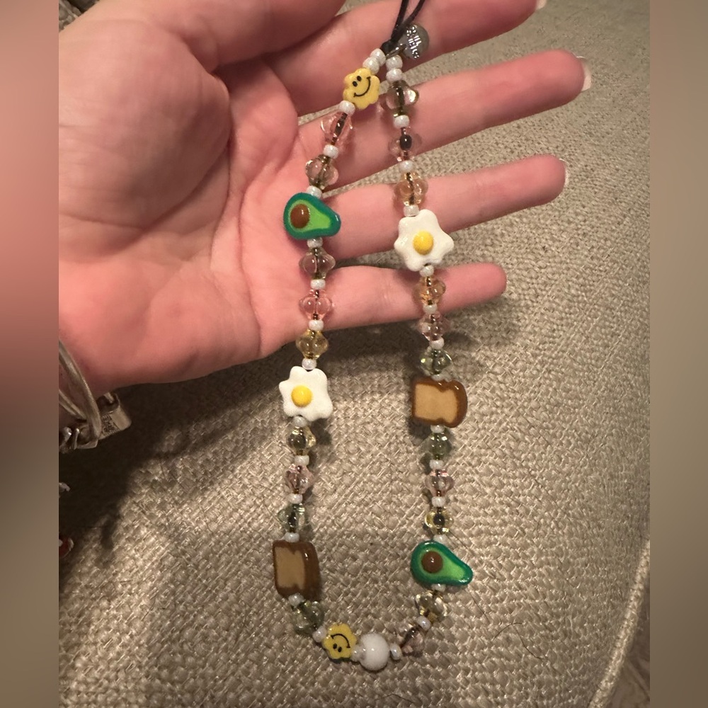 String ting phone wristlet